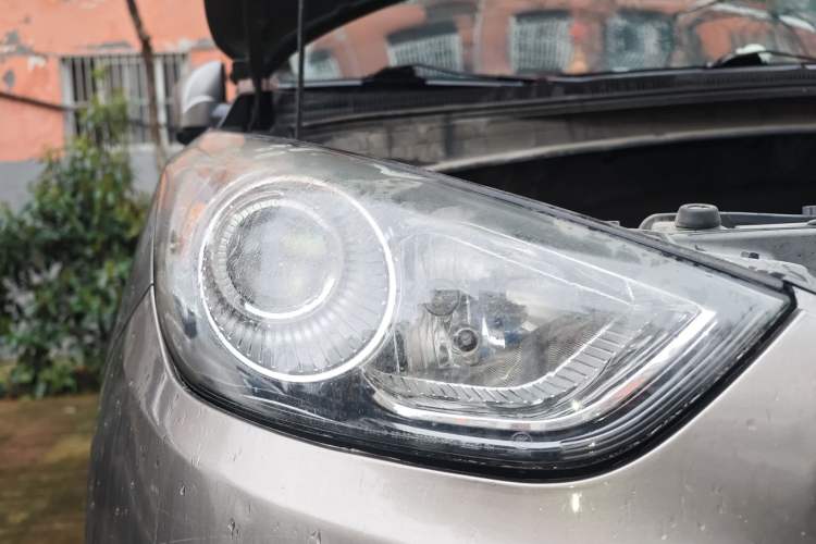 Used Hyundai ix35 2012 2.0L Automatic Two-Wheel Drive Elite Edition GLS
