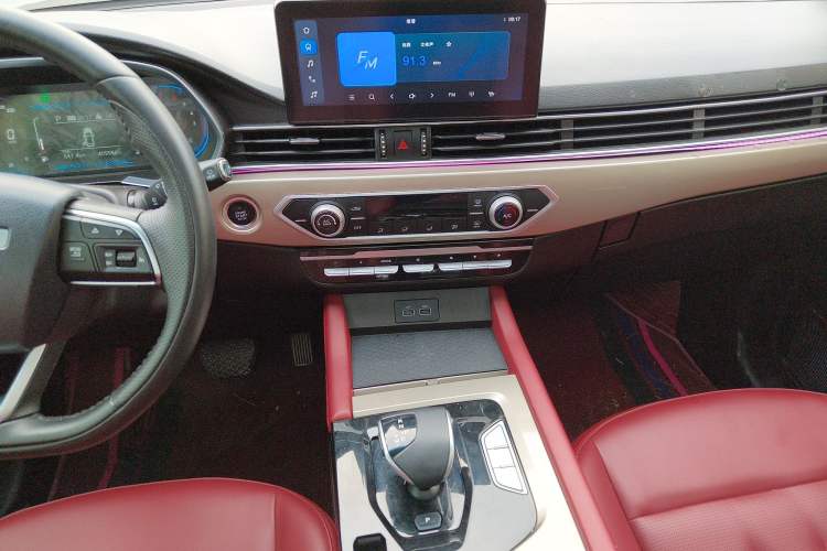 Used JETOUR X70 2023 1.5T DCT Overpass PRO+ Edition 7 Seats
