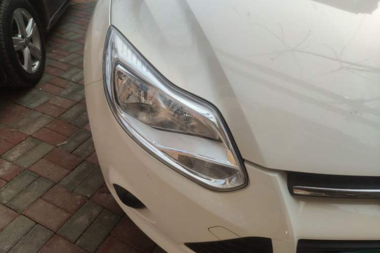 Used Ford Focus 2012 Sedan 1.6L Automatic Comfort Model