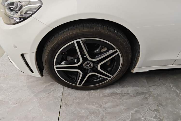 Used Mercedes-Benz C-Class 2021 C 260 Star Edition Left Front Wheel Hub