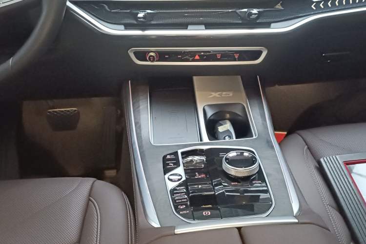 Used BMW X5 2023 xDrive 30Li M Sport Package
