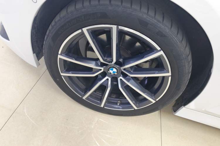 Used BMW 3 Series 2023 325Li M Sport Package