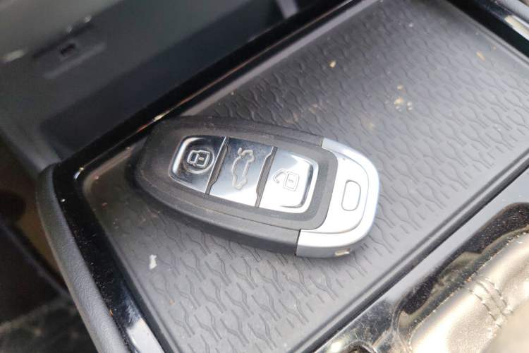 Used Hongqi E-QM5 2021 Charging Version Flagship Edition
