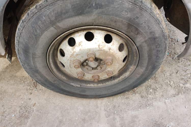 Used Iveco Daily 2014 2.5T-A35 NJ6484ACM47Z4