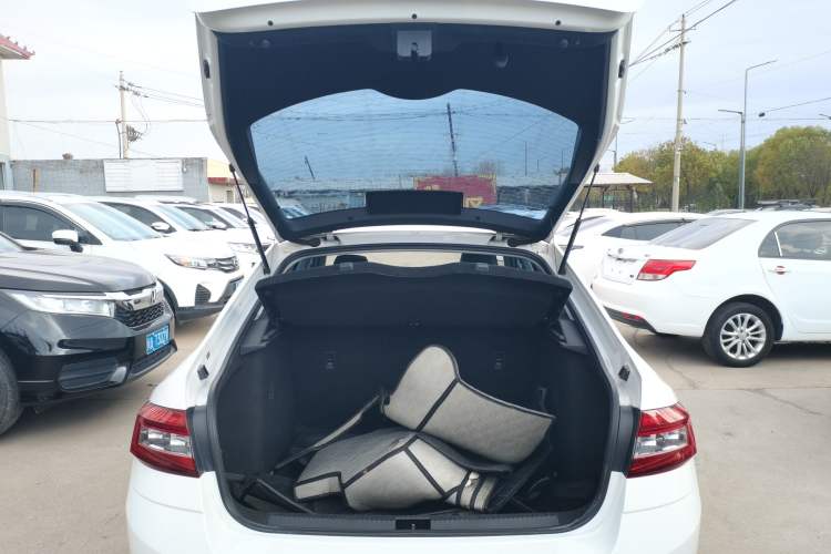 Used Skoda Octavia 2018 TSI230 DSG Luxury Edition
