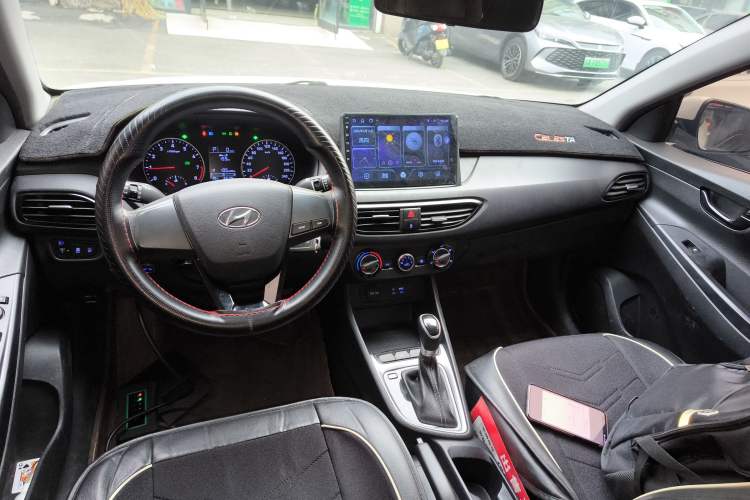 Used Hyundai Celesta 2018 1.6L Automatic GL Enjoyment Version China V Standard Audio And AC Panel