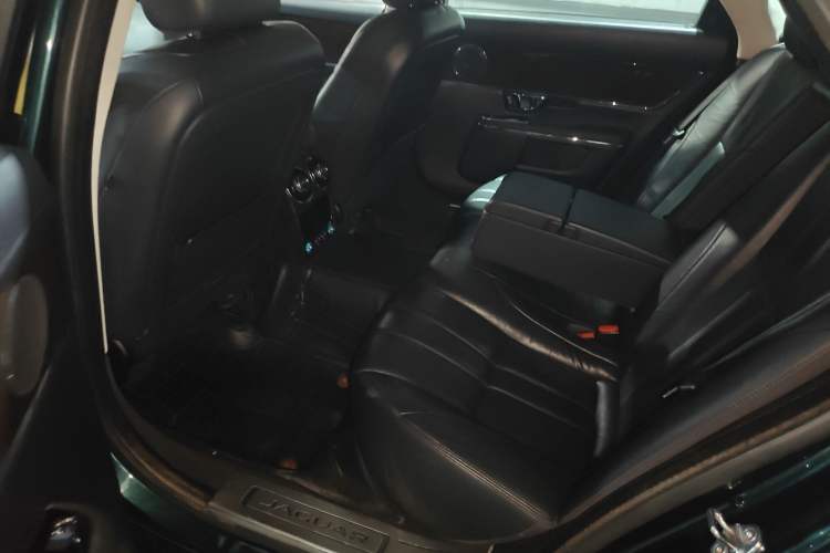 Used Jaguar XJ 2018 XJL 3.0 SC Two-Wheel-Drive Elegant Business Edition
