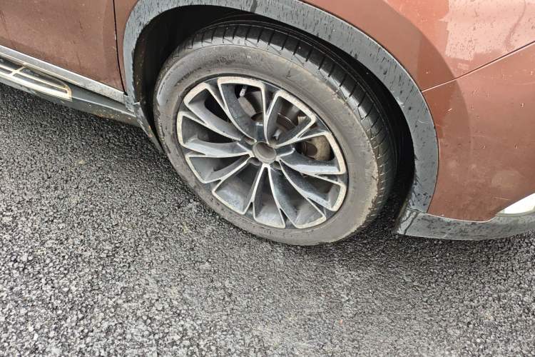 Used DS 6 2016 1.6T Luxury Edition THP160