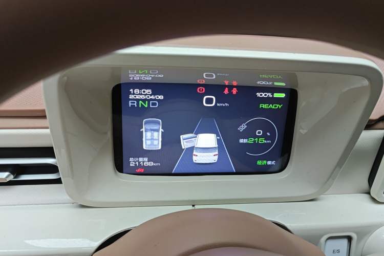 Used Wuling Hongguang MINIEV 2024 3rd Generation 215km Advanced Version
