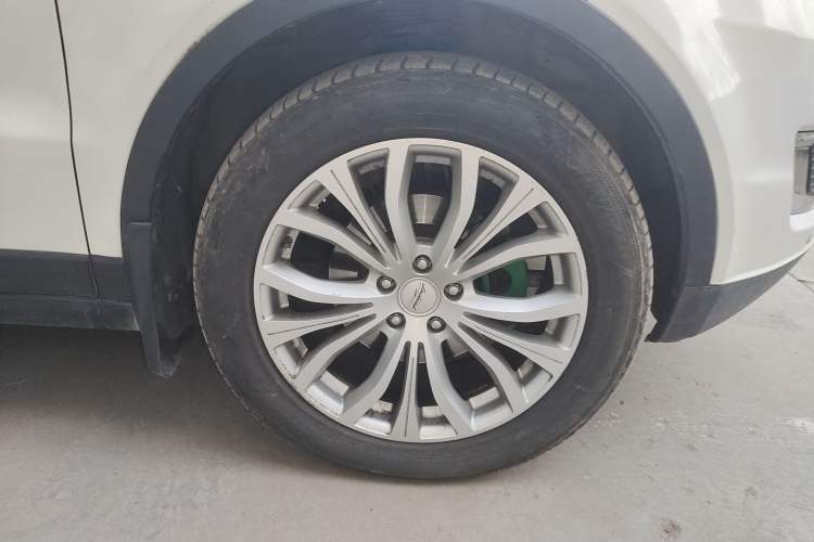 Used Land X7 2016 2.0T Panoramic Prestige Edition