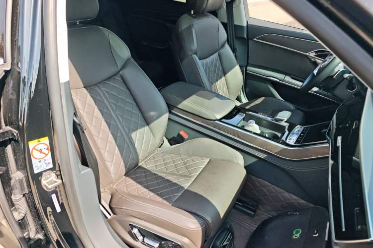 Used Audi A8 2024 A8L 50 TFSI quattro Prestige Edition
