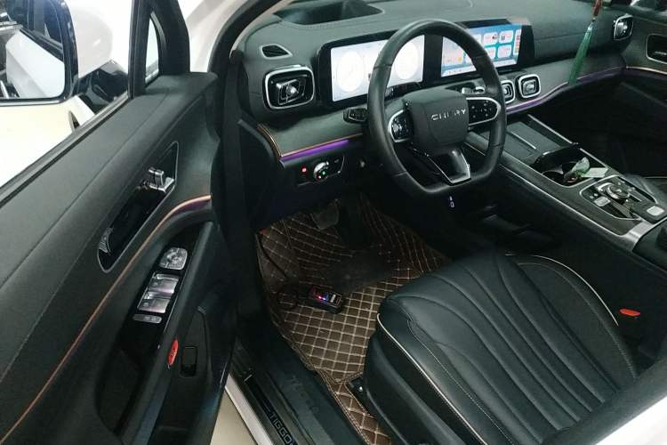 Used Chery Tiggo 9 2023 2.0T Dual-Clutch Two-Wheel Drive Prestige Version 5 Seats