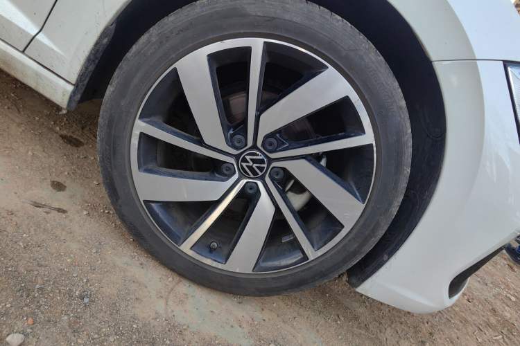 Used Volkswagen Sagitar 2023 300TSI DSG Excellence Edition
