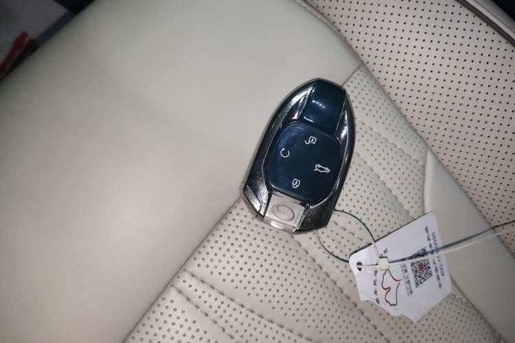 Used GAC Trumpchi GS8 2022 Double-Energy Series 2.0TM Two-Wheel Drive Prestige Edition (6 Seats) Vehicle Key