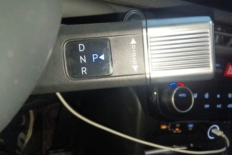 Used Hyundai Tucson 2025 Tucson L 1.5T Prestige Edition Gear Lever