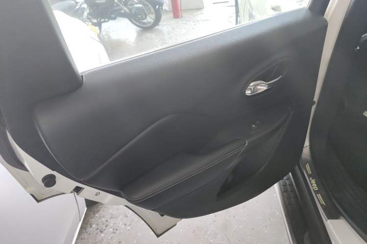 Used Jeep Cherokee 2017 2.4L Professional Smart Edition