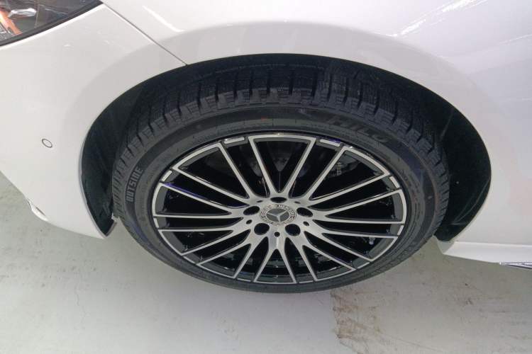 Used Mercedes-Benz C-Class 2025 Facelift C 260 L Sport Edition Left Front Wheel Hub
