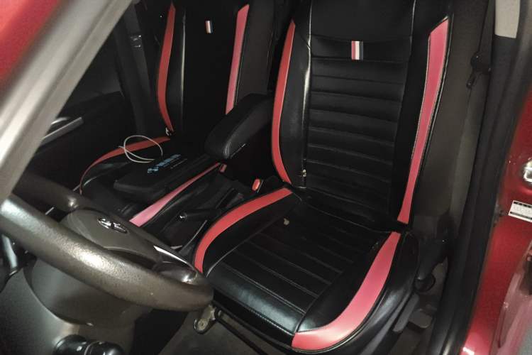 Used Toyota YARiS L Zhi Xuan 2015 1.5E Automatic Charm Edition Left Front Seat