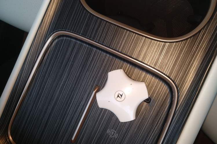 Used Dongfeng eπ eπ008 2024 210Max Range-Extended Version 6 Seats