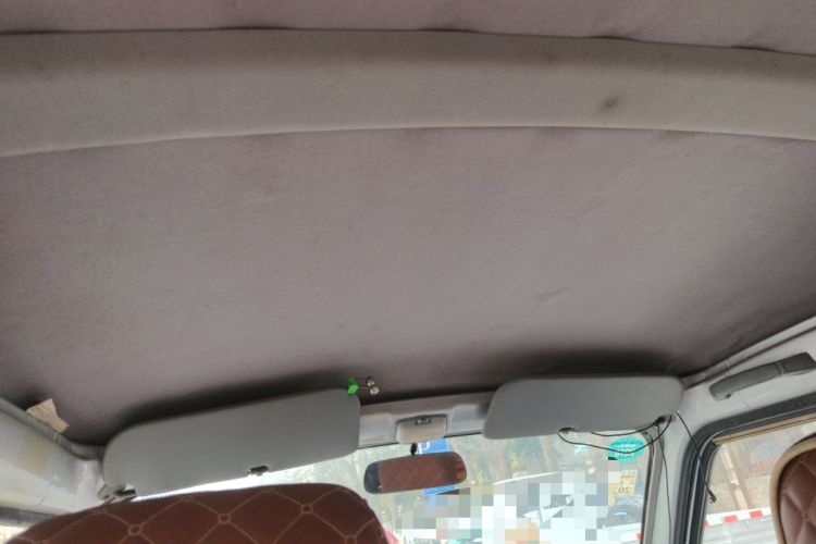 Used Wuling Rongguang 2011 1.2L Base Version
