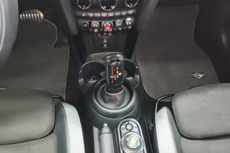 Used MINI MINI 2020 2.0T COOPER S Racing Driver