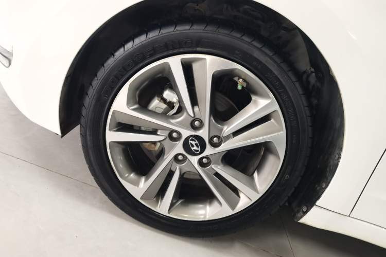 Used Hyundai Elantra (6th Generation / Lingdong) 2016 1.6L Automatic ZhiXuan – Elite Version
