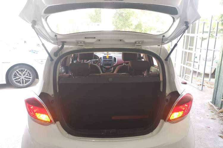 Used CHANGAN Benni 2015 1.4L Manual Luxury Model China V Standard
