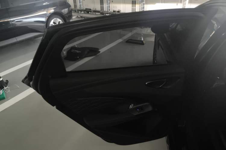 Used BYD Seal 2022 550 km Standard Range Rear-Wheel Drive Elite Version
