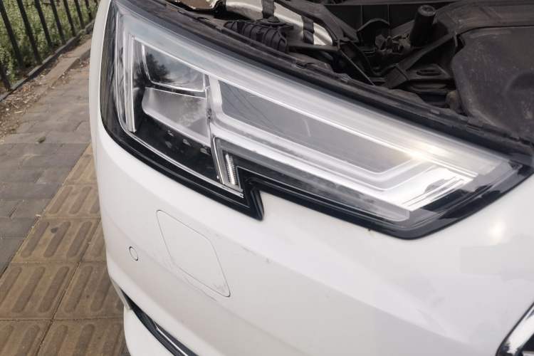 Used Audi A4L 2018 30th Anniversary Edition 40 TFSI Trendy Model Right Front Headlight