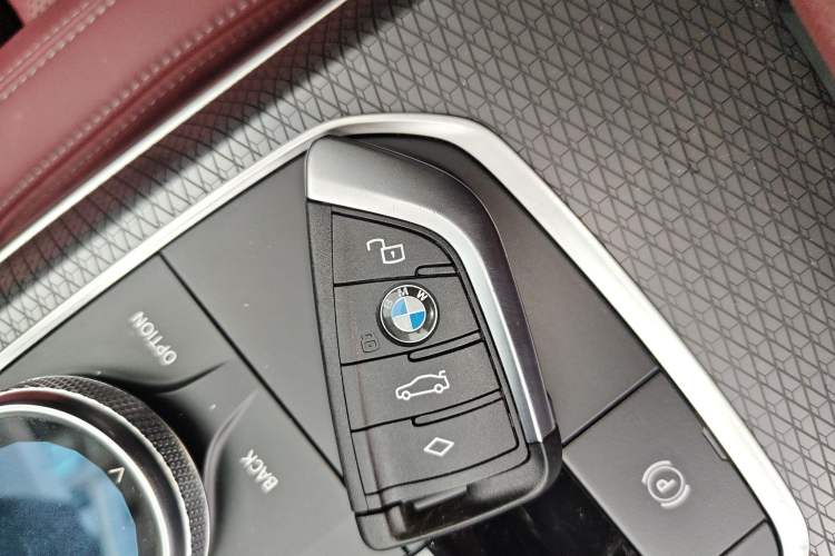 Used BMW 3 Series 2025 330Li M Sport Shadowline Package
