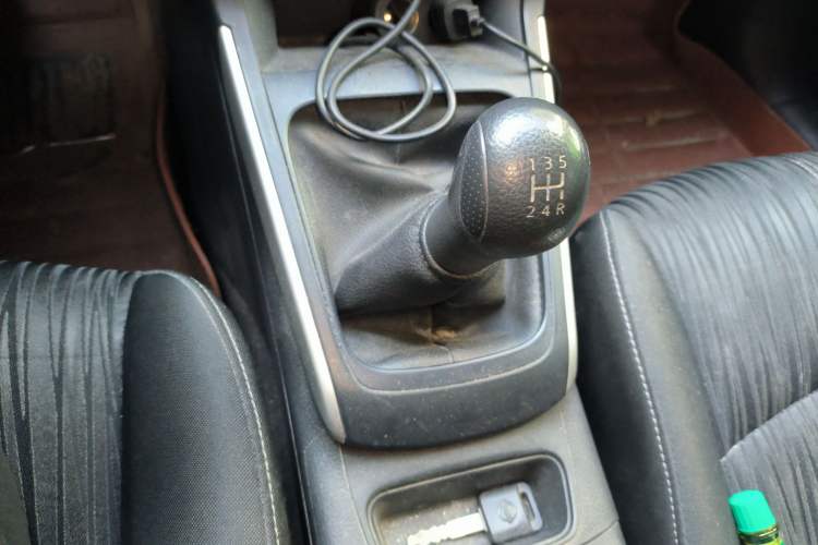 Used Nissan Sylphy 2022 Classic 1.6XE Manual Comfort Edition Gear Lever