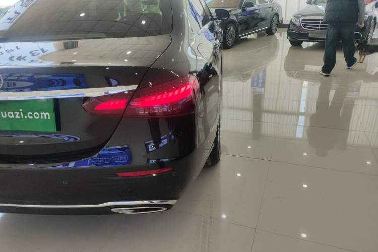 Used Mercedes-Benz E-Class 2021 E 300 L Luxury Model
