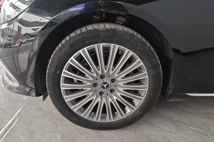 Used Mercedes-Benz E-Class 2023 E 300 L Luxury Model
