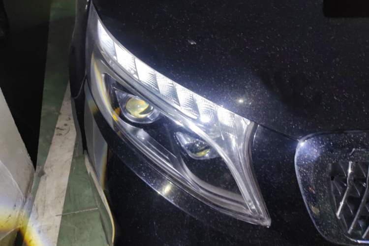 Used Mercedes-Benz Vito 2021 2.0T Business Version 7 Seats