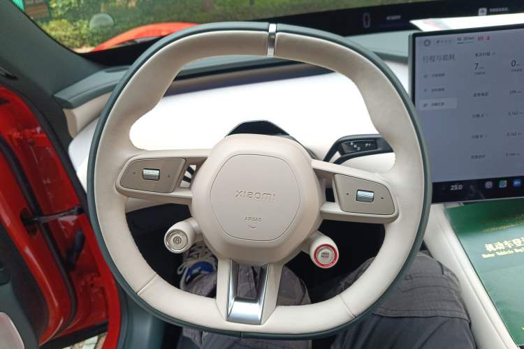 Used Xiaomi Auto YU7 2025 Ultra-Long Range Rear-Wheel Drive Version Instrument Cluster