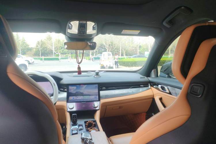 Used Lynk & Co 09 EM-P 2023 2.0TD EM-P Long-Range Version PM 7-Seater Headliner