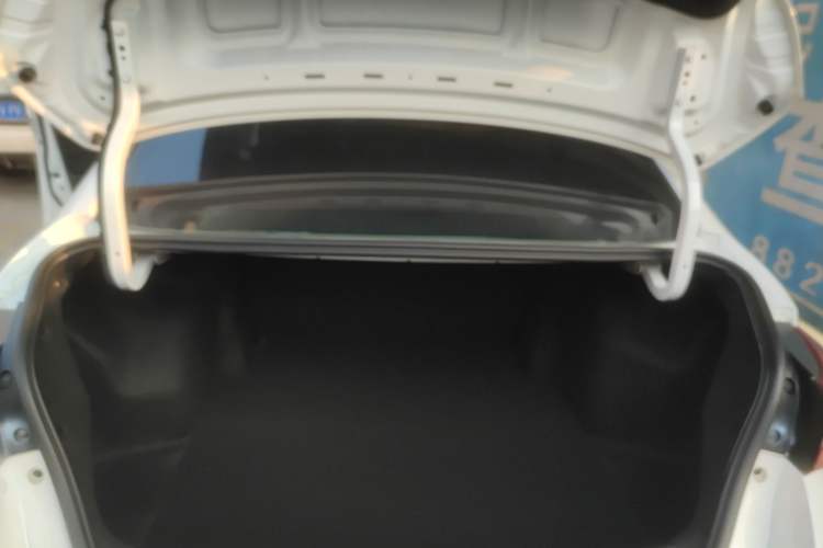 Used Chery Arrizo GX 2019 Pro 1.5T CVT Model Color Version China VI Standard Trunk