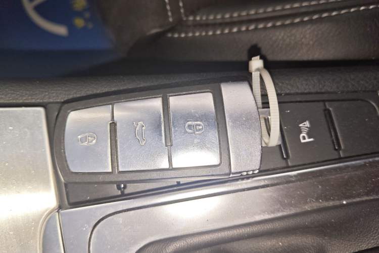 Used Volkswagen FAW-Volkswagen CC 2016 1.8TSI Prestige Model