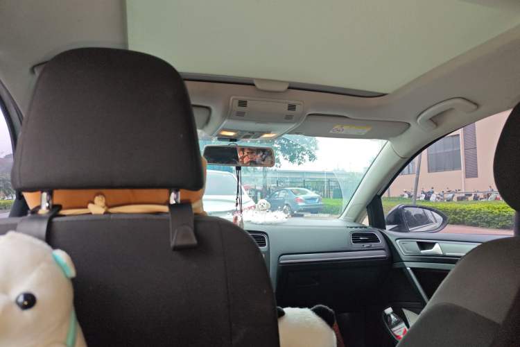 Used Volkswagen Golf 2017 230TSI Automatic Comfort Edition – Celebrating Milestone of One Million Units