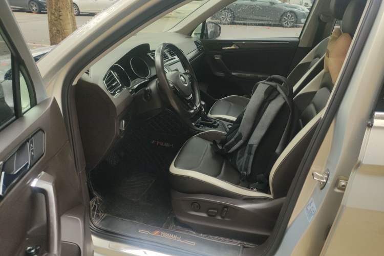 Used Volkswagen Tiguan L 2018 Facelift 330TSI Automatic Two-Wheel Drive Luxury Edition
