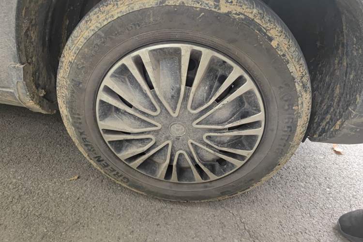 Used CHANGAN OSHAN X70A 2020 1.5L Manual Base Version Right Front Wheel Hub