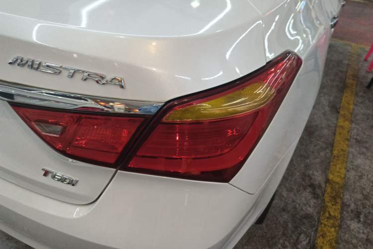 Used Hyundai Mistra 2016 1.6T Automatic Smart GLS Right Rear Taillight