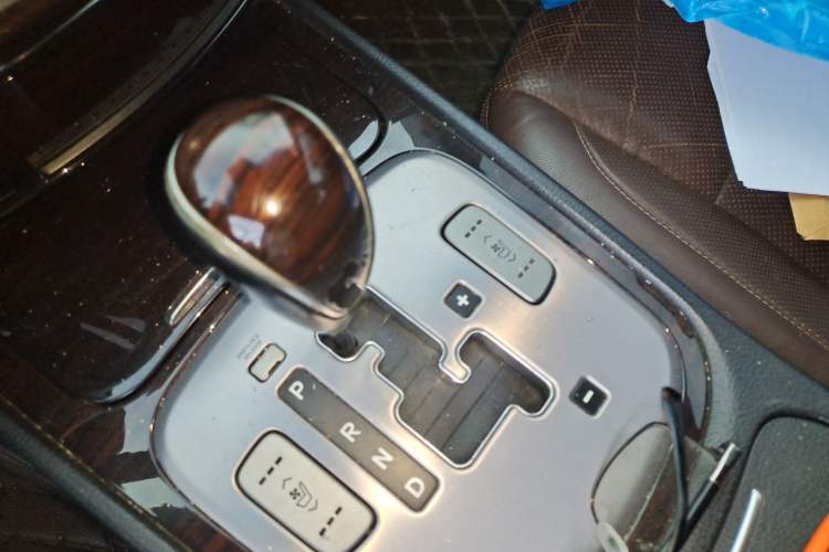 Used Hyundai Genesis 2012 3.0L GDI Luxury Edition
