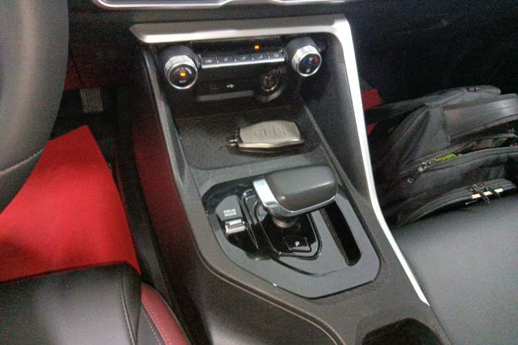 Used Geely Auto Coolray 2021 1.4T DCT Platinum Edition Gear Lever