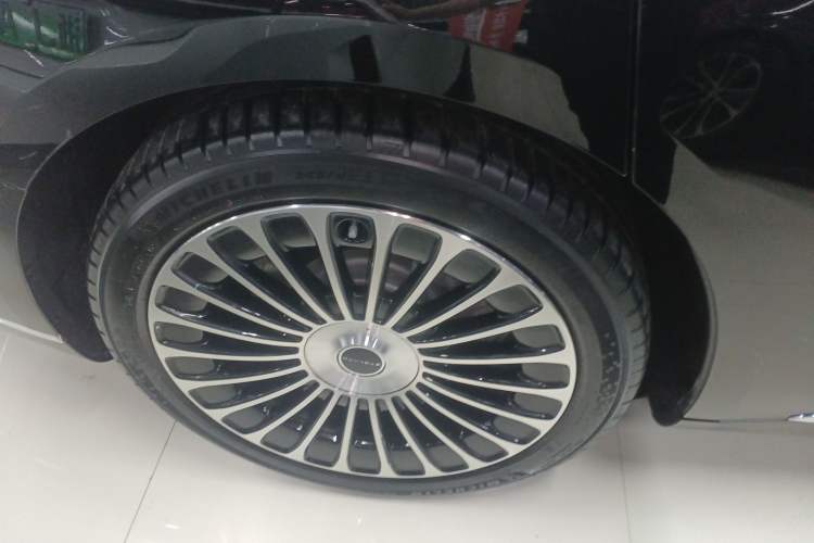 Used Hima Stelato S9 2025 Extended-Range Ultra Right Rear Wheel Hub