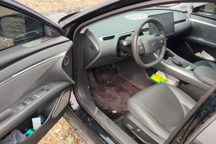 Used XPeng MONA M03 2024 620 with Ultra-Long Range