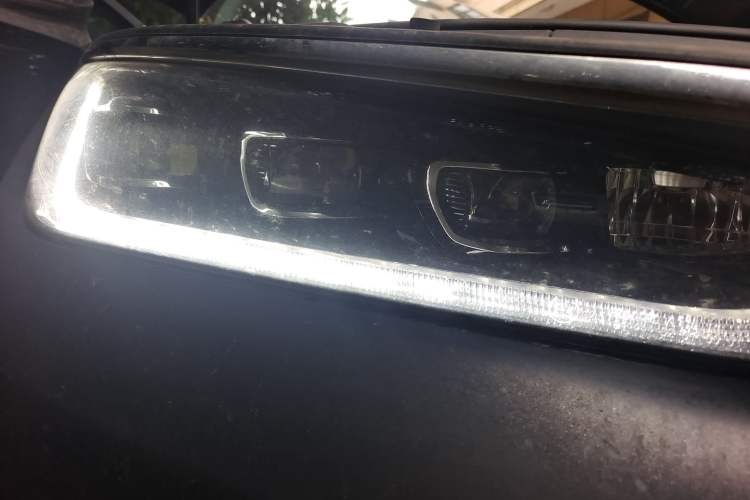 Used BYD Tang 2019 2.0T Automatic SmartConnect Prestige 7-Seater China VI Standard