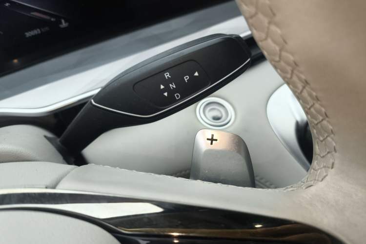 Used EXEED Stellar 2023 400T Four-Wheel Drive Luxury Edition Gear Lever