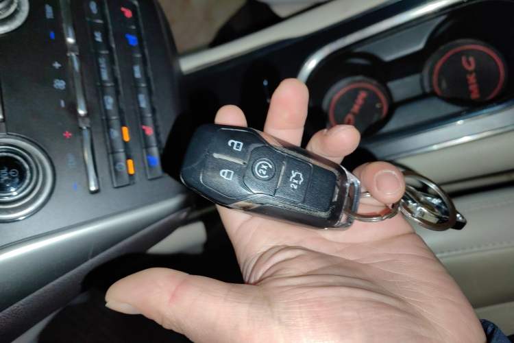 Used Lincoln MKC 2014 2.0T Four-Wheel Drive Luxury Edition