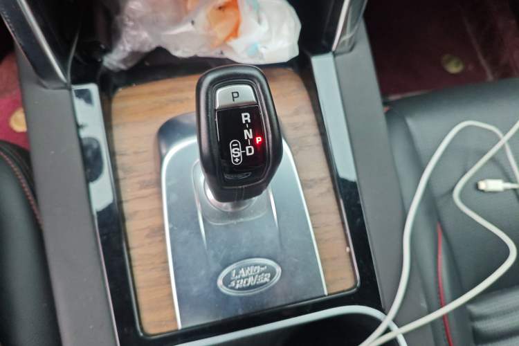 Used Land Rover Discovery Sport 2020 249 PS R-Dynamic Performance Edition
